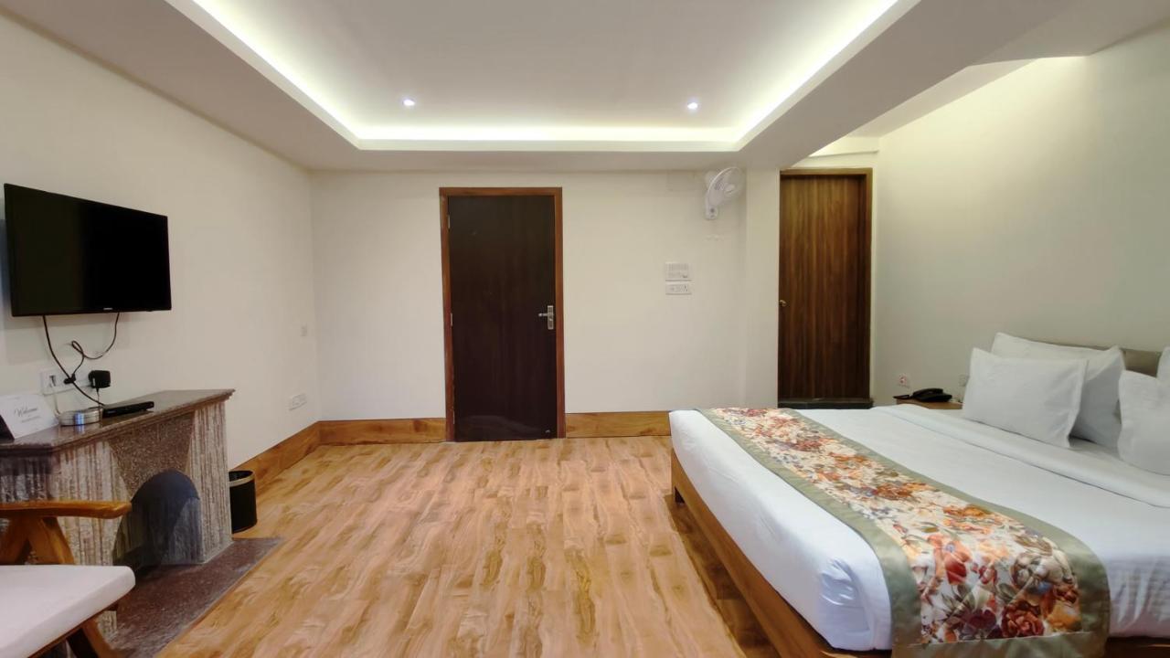 Mount Polaris Suites & Spa Калимпонг Екстериор снимка