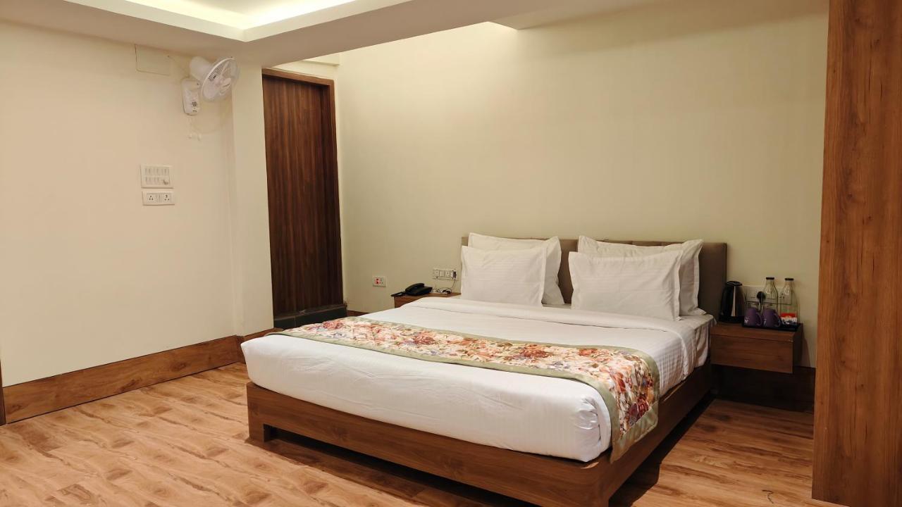 Mount Polaris Suites & Spa Калимпонг Екстериор снимка