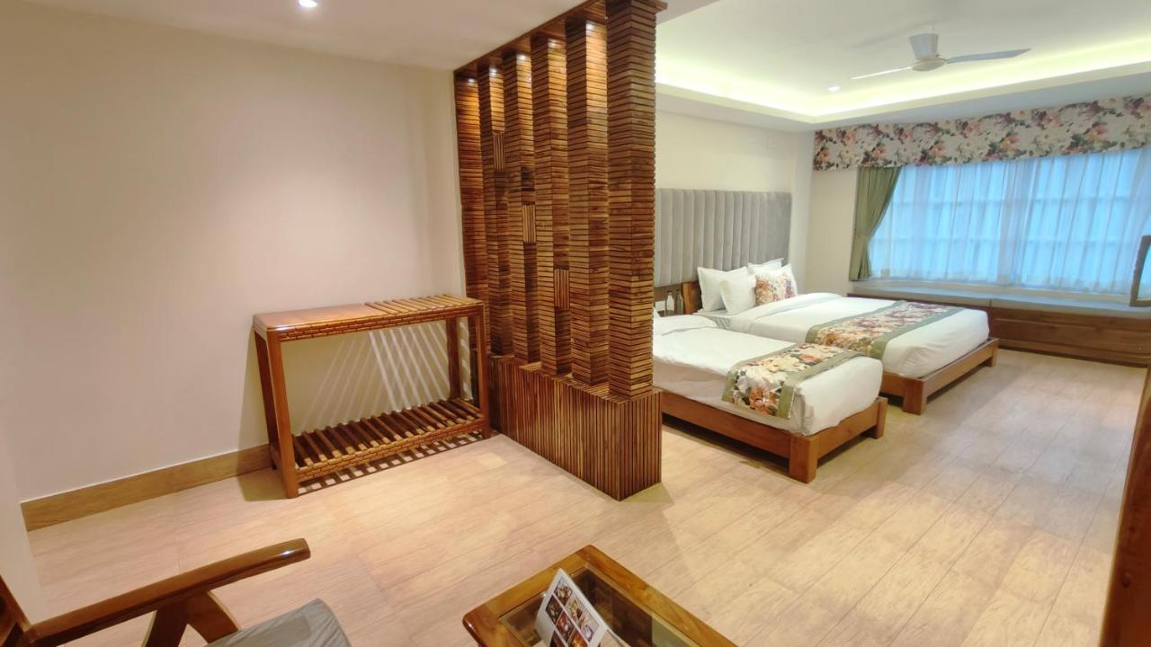 Mount Polaris Suites & Spa Калимпонг Екстериор снимка