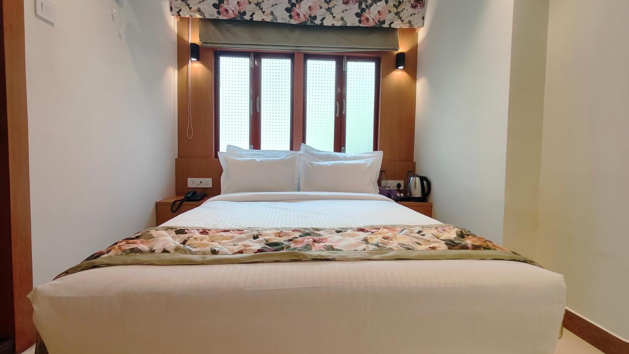 Mount Polaris Suites & Spa Калимпонг Екстериор снимка