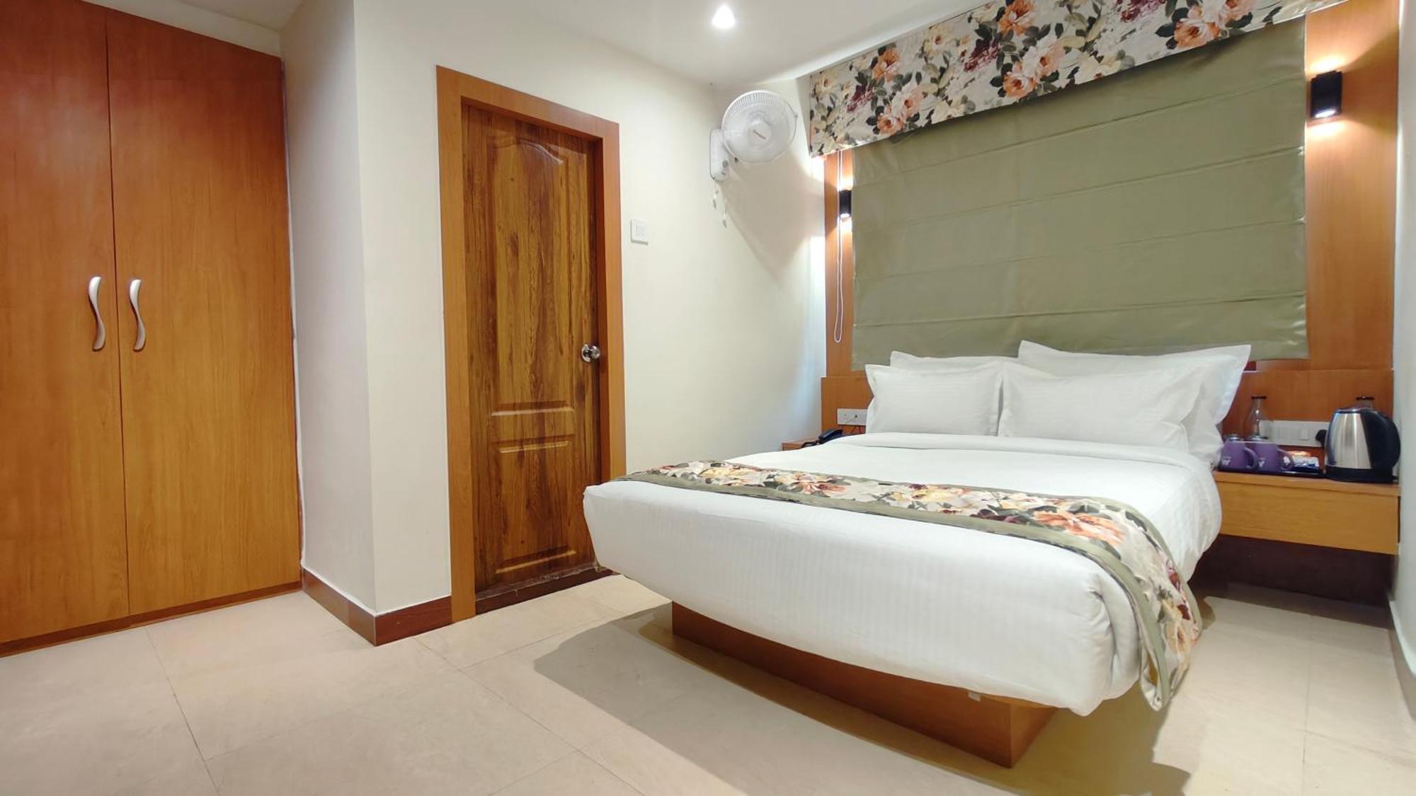Mount Polaris Suites & Spa Калимпонг Екстериор снимка